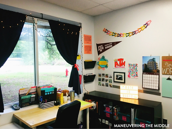 Great ideas and inspiration in this middle school classroom reveal - from decorating to small group areas to hanging posters and anchor charts. | maneuveringthemiddle.com