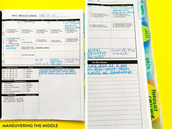 Every teacher needs some sort of organization system & my favorite is this planner alternative - the flexi. It meets all of my teacher needs! | maneuveringthemiddle.com
